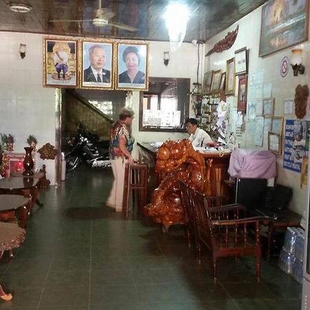 باتامبانغ Chhaya Guest House المظهر الخارجي الصورة