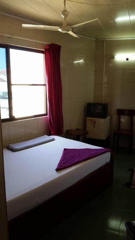 باتامبانغ Chhaya Guest House المظهر الخارجي الصورة